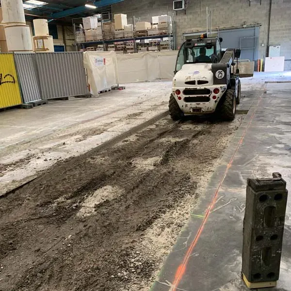 Sciage de sol enrobé à Carrouges